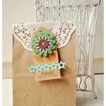 6 Felt flowers tags 